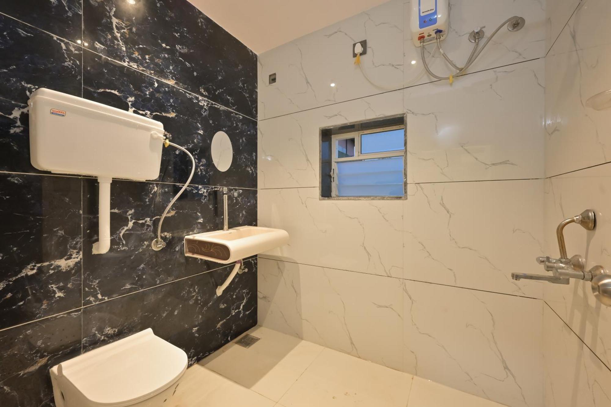 Empyrean Stay Ll 3Bhk Ll Marshall Villa Ll Large Pool Ll Ac Ll 罗纳瓦拉 外观 照片