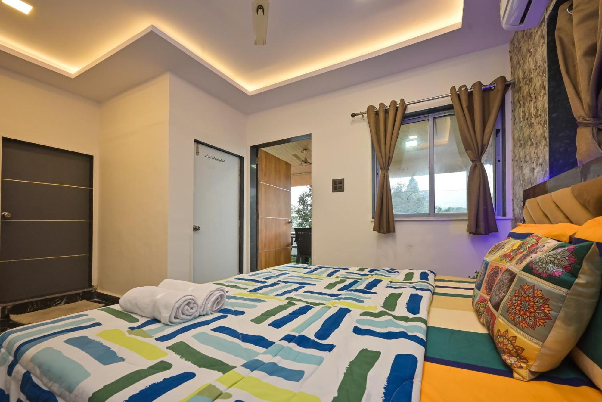 Empyrean Stay Ll 3Bhk Ll Marshall Villa Ll Large Pool Ll Ac Ll 罗纳瓦拉 外观 照片
